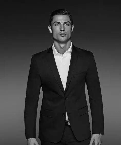 切尔西1-1曼城，曼联1-1，利物浦2-2遭绝平，英超最新积分榜出炉