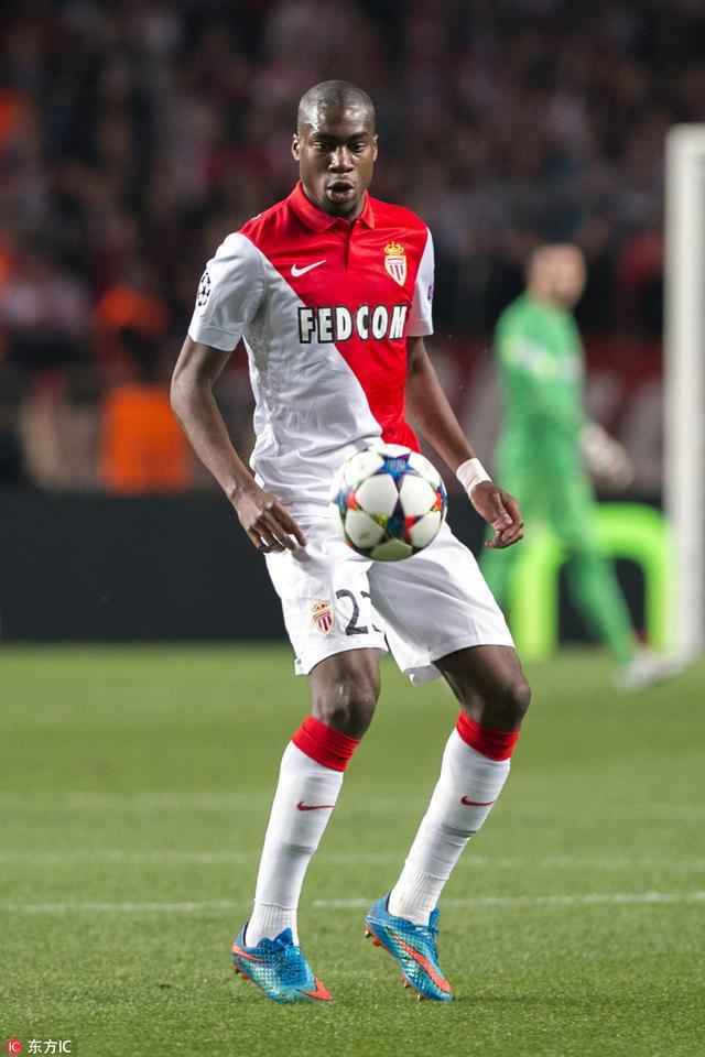 百位顶流明星主播齐聚成都 和平精英“刺激之夜”完美收官