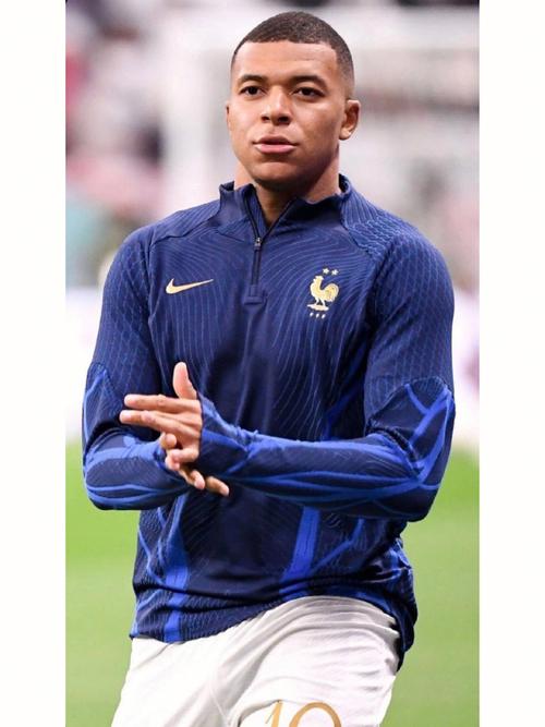 《方舟：生存飞升》翻过这座山,会迎来真正的飞升吗？