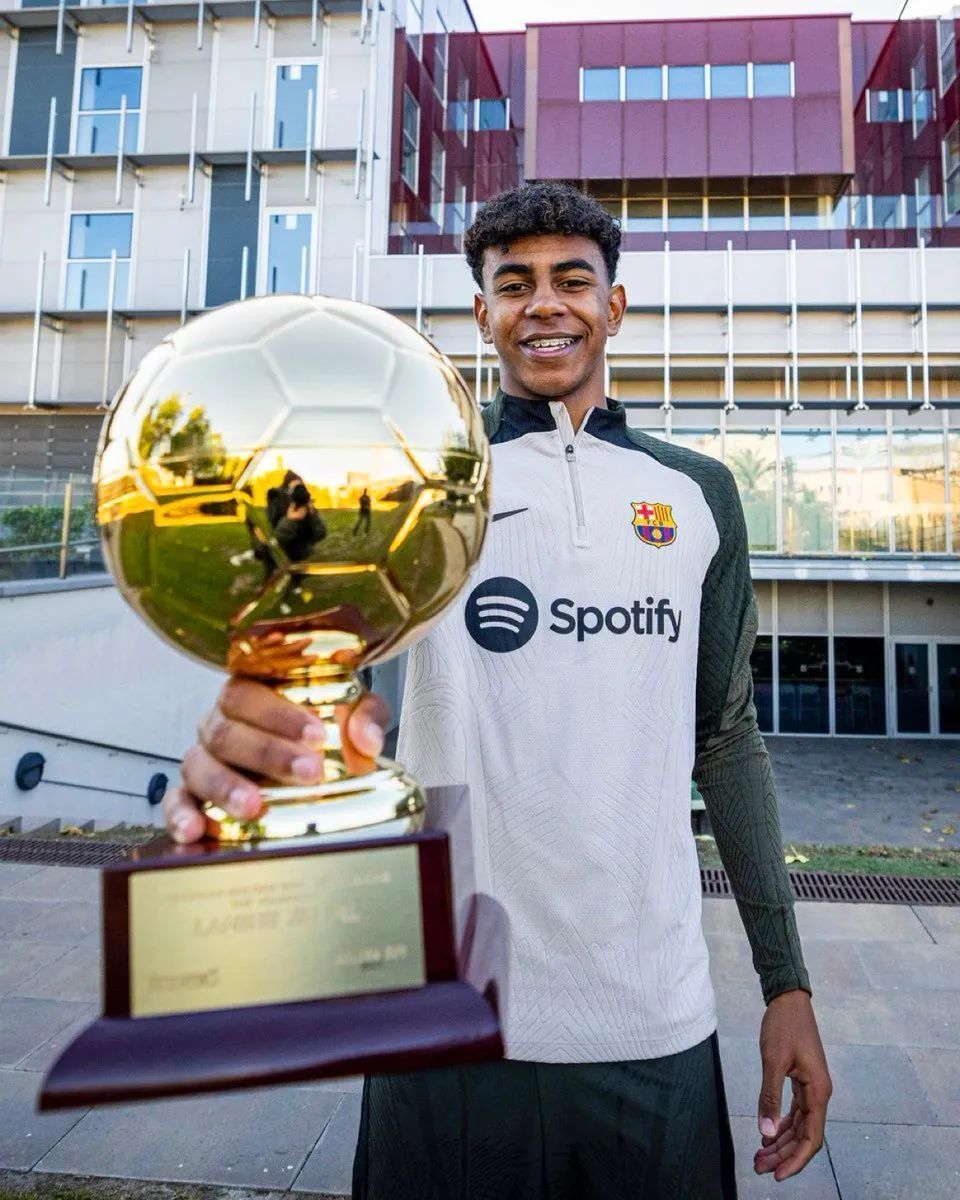 Chopper力挺Donk为2025CS2年度MVP！赛场“完爆”全网，退役倒计时引爆电竞圈