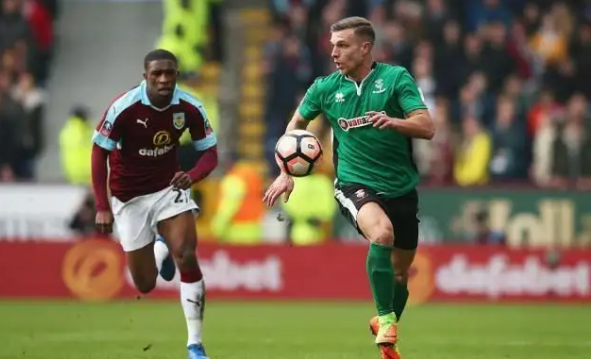 问道电脑版全新十阶坐骑「天机武威」联动紫禁城，引领今夏文创新潮流！